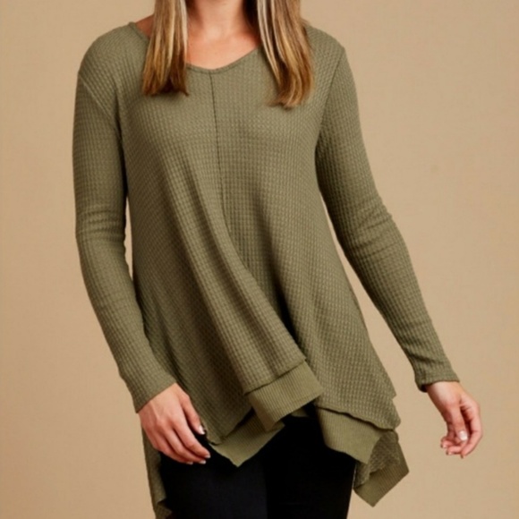 Altar'd State Tops - Altar'd State Green V-Neck Thermal Tara Top